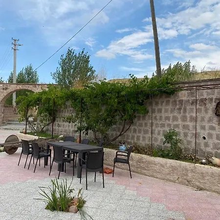 Sinasos Homestay
